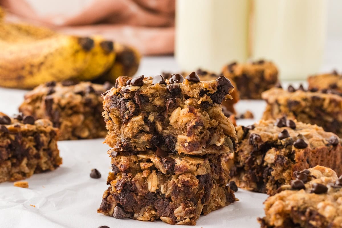 Beyond Bland Oatmeal: Delicious Gluten-Free Banana Chocolate Chip Bars